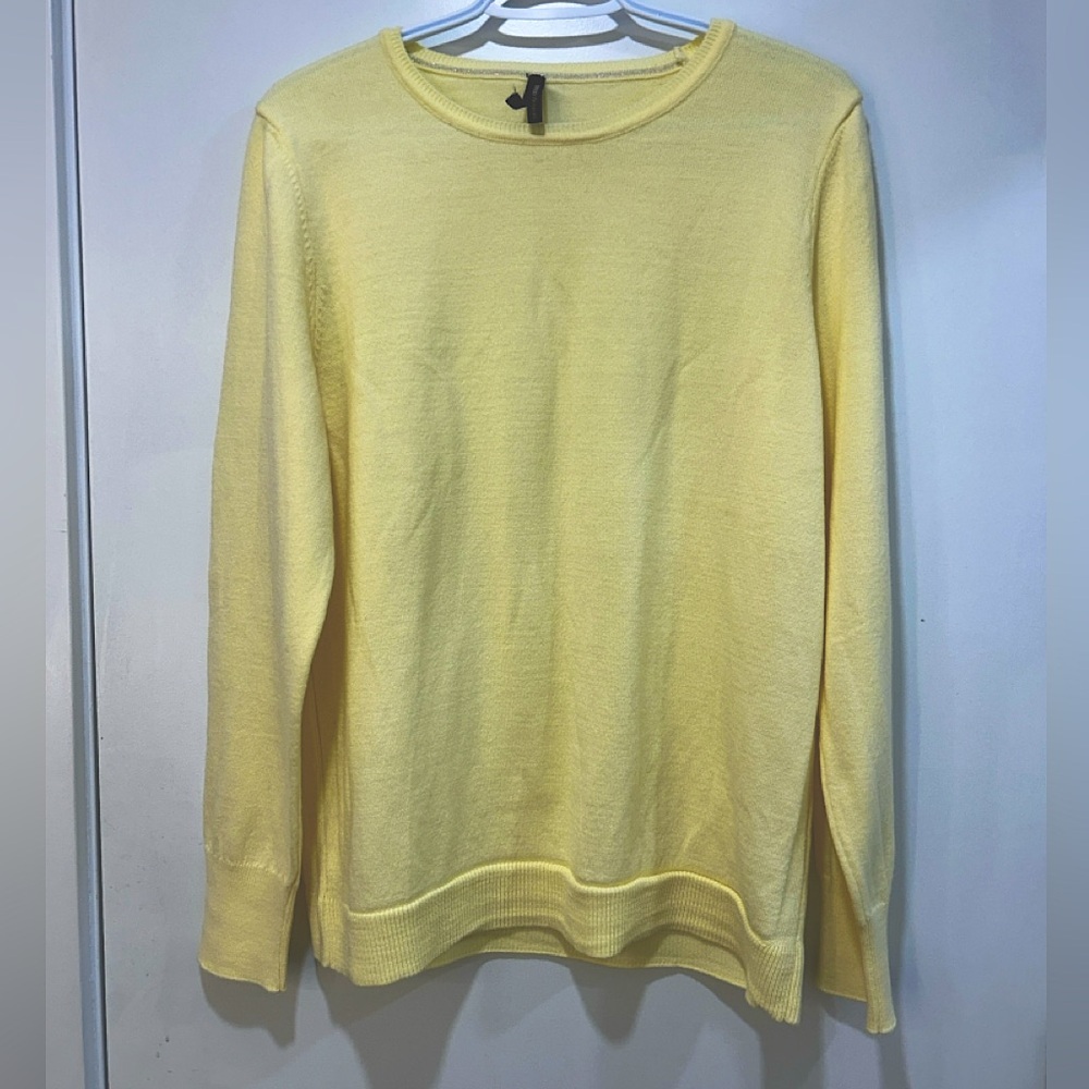 Yellow Crewneck Sweater with Fine-Knit Texture